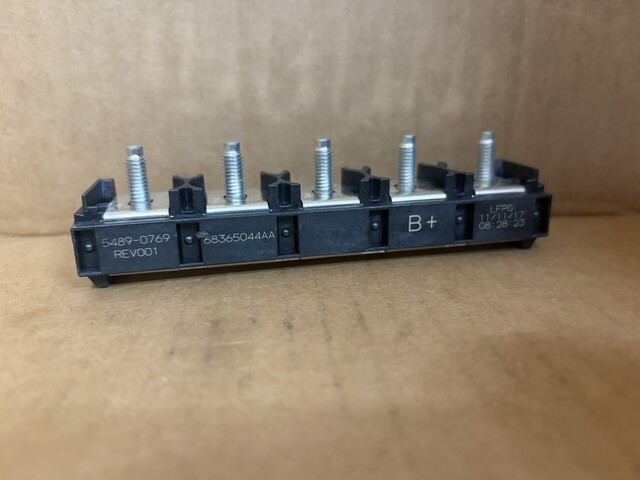 Genuine Mopar Z Case Fuse Array 68365044AA