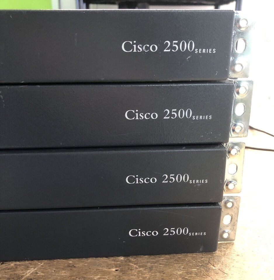 Cisco 2500 Series Dual Serial Network Router