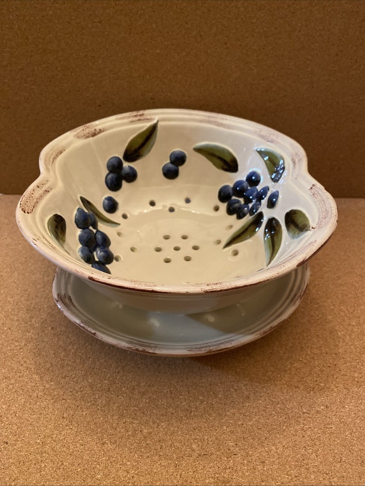 Rommel Nueva Saparna Grape Colander & Base 2 Piece Pottery