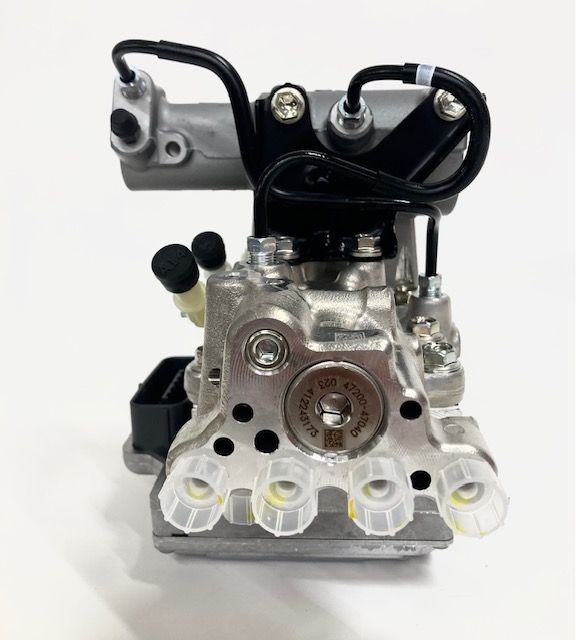 Genuine Brake Master Cylinder 47050-47180