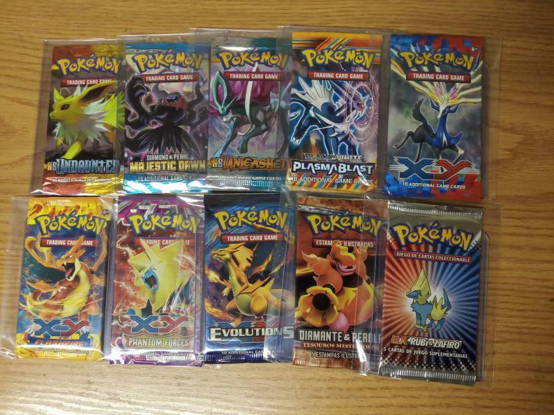 Pokemon RANDOM Booster Pack + FREE GIFT! VINTAGE!?!