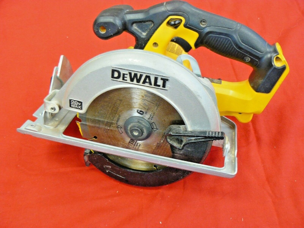 DEWALT CIRCULAR SAW (DCS393)