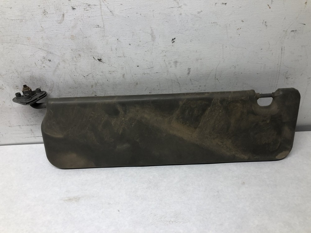 Kenworth T800 Right/Passenger Interior Sun Visor - Used