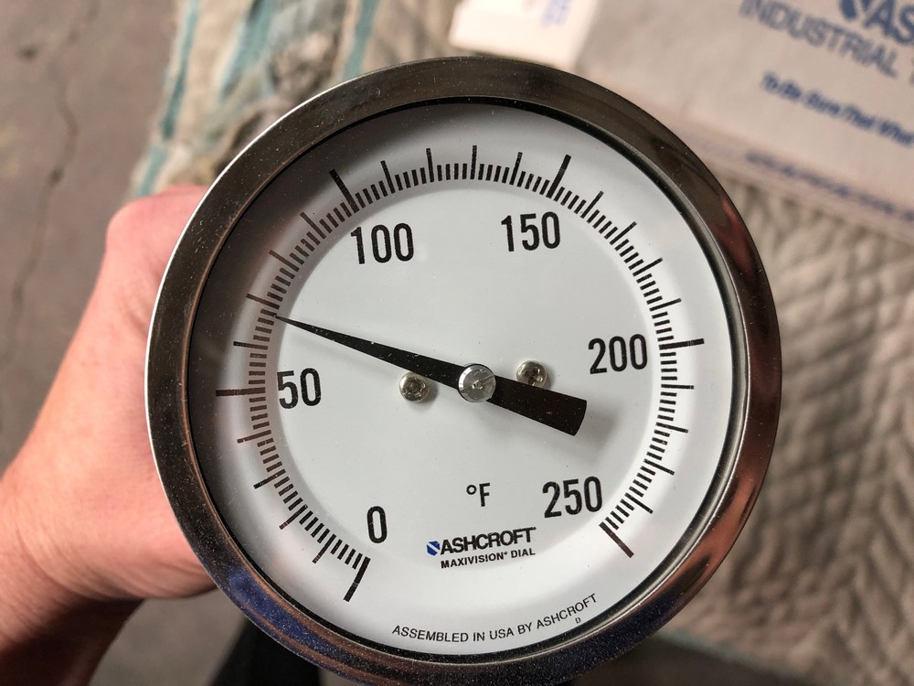 ASHCROFT 3" Bimetal Thermometer, 30EI60E055