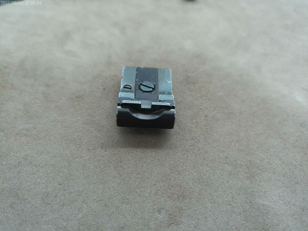 Ruger pistol adjustable rear sight assembly