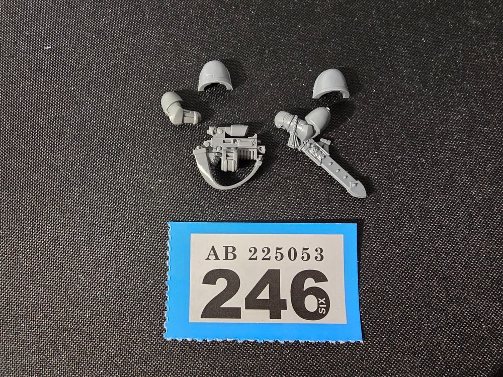 Games Workshop Warhammer 40k Bits Space Marines Sergeant Upgrade Parts