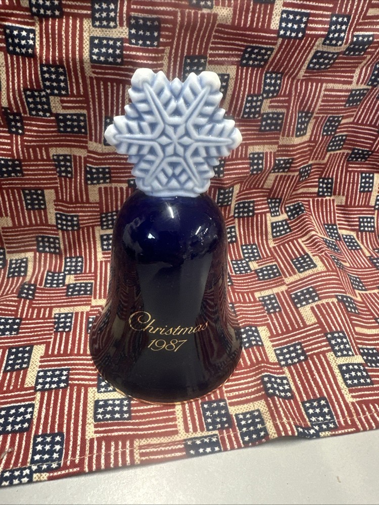 Vintage 1987 AVON CHRISTMAS CERAMIC BELL