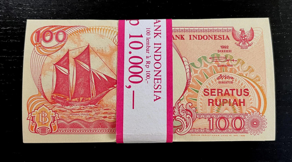 Indonesia 100 RUPAIH P-127 1992 x 100 Pcs Lot UNC PACK Indonesian BUNDLE NOTE