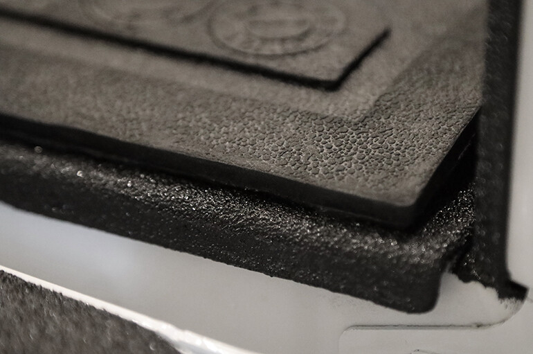 Dee Zee DZ77022 BED MAT