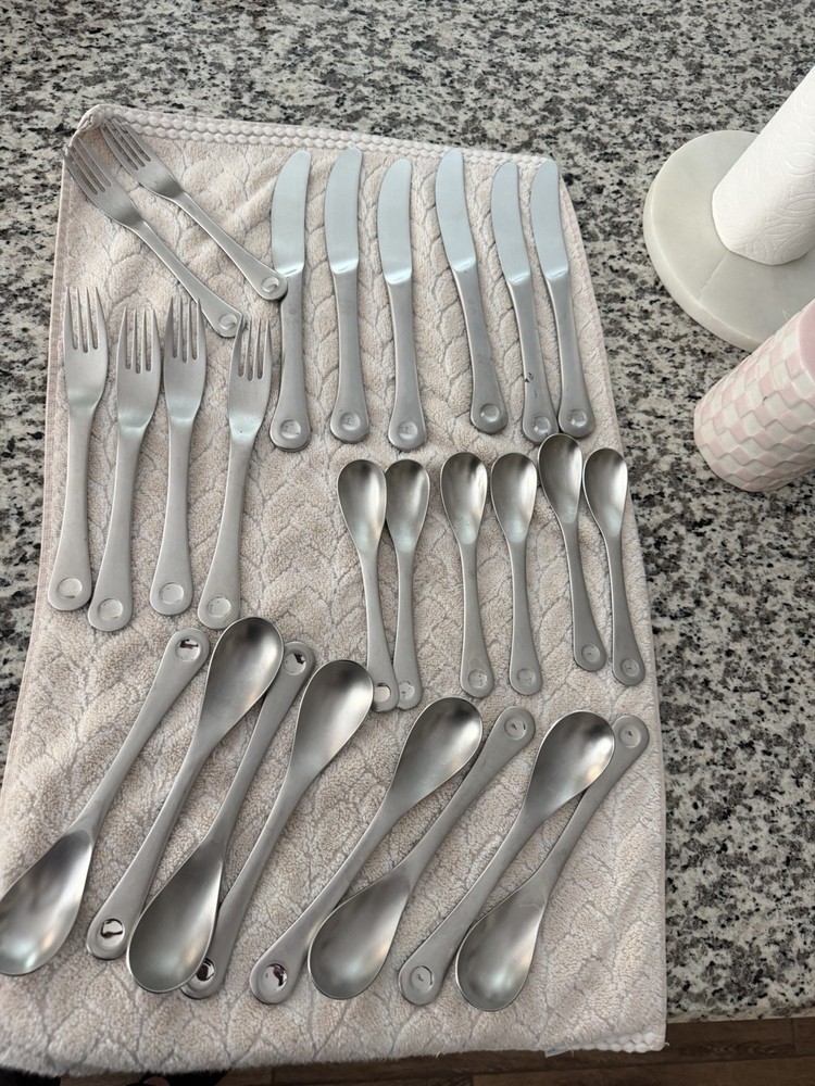 Robert Welch PENDULUM 18/10 Flatware 26 Piece Bundle
