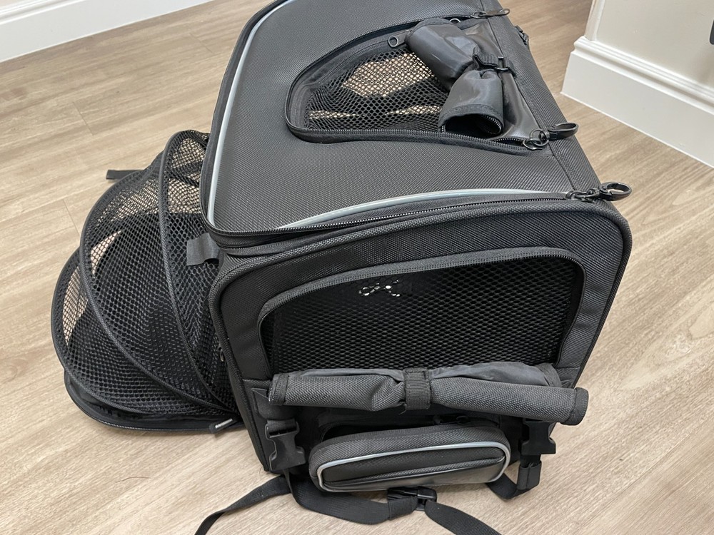 Nelson Rigg Motorcycle pet carrier