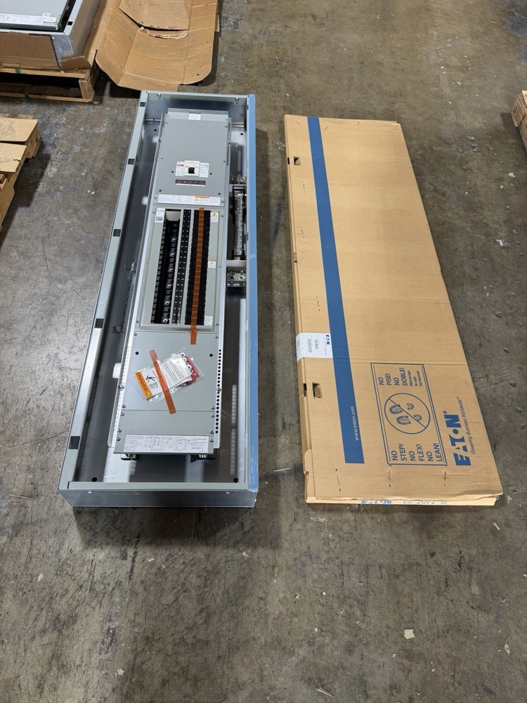 1-300 AMP 480V MAIN BREAKER PANELBOARD 42 SPACE 3PHASE 4WIRE COMPLETE PANEL