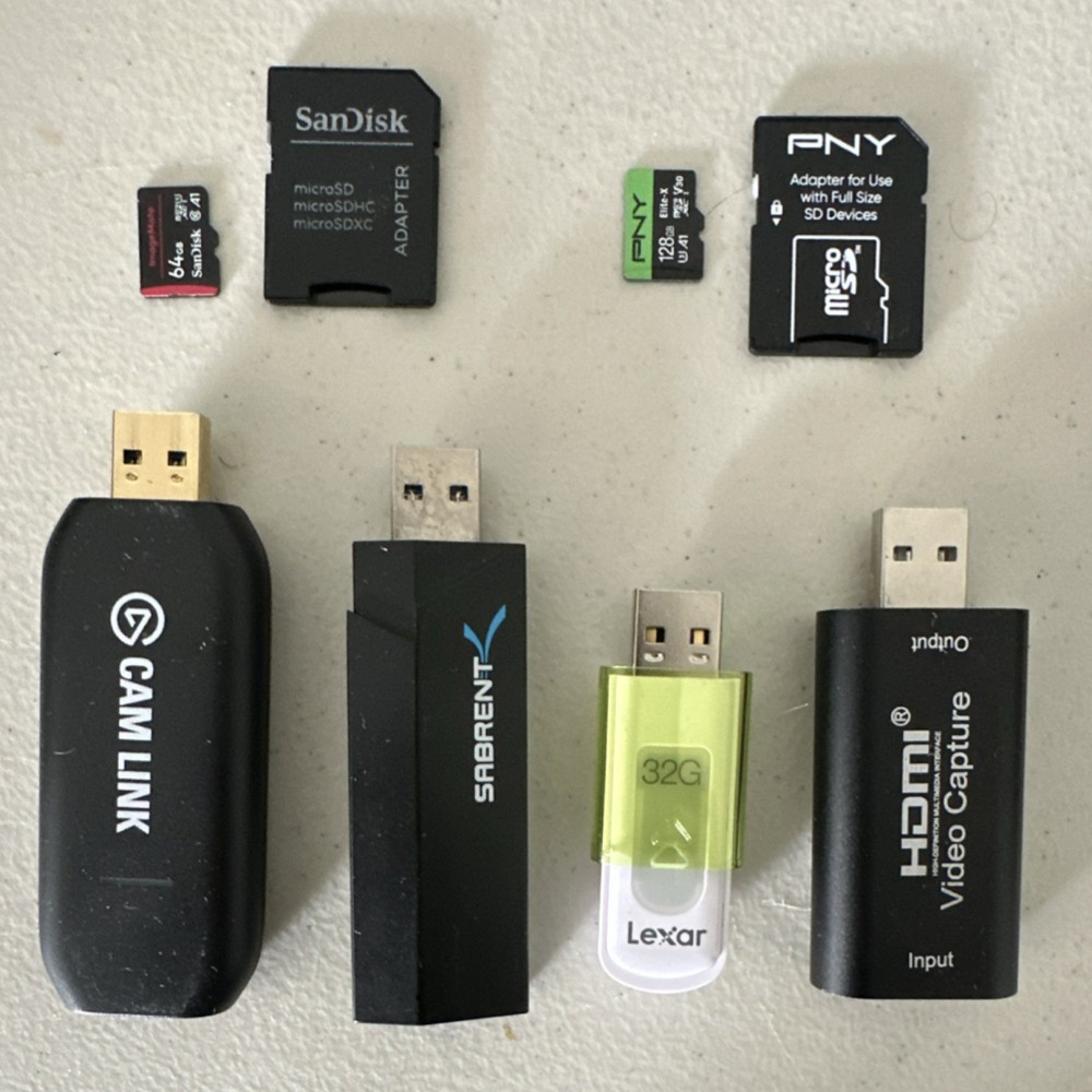 Sabrent USB Card Reader for microSD, microSDHC, microSDXC