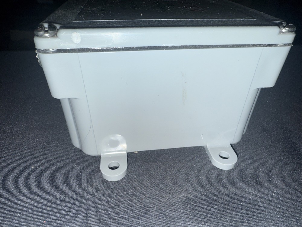 Comtek W2FMI Jerry Service Series COM LI 11140 Line Isolator Comteksystems.com