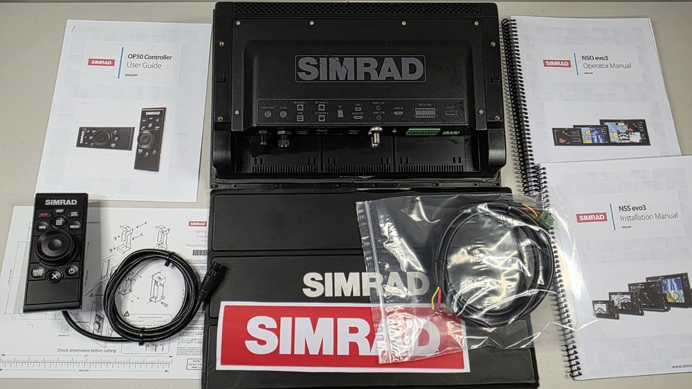 Simrad NSO16 evo3 + OP50 Remote Controller 16” MFD Chartplotter – Complete Set.
