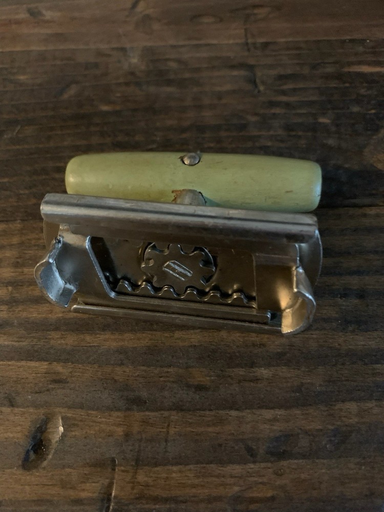 Collection of Vintage Kitchen Gadgets