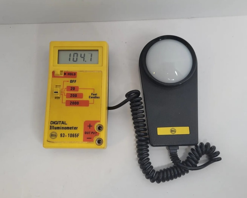 GREENLEE Yellow Digital Illuminometer Light Meter Model #93-1065, With Case