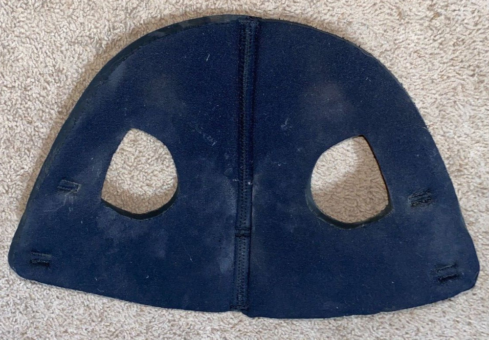 MUSTANG FOAM HORSE HEAD BUMPER FOR TRAILERING