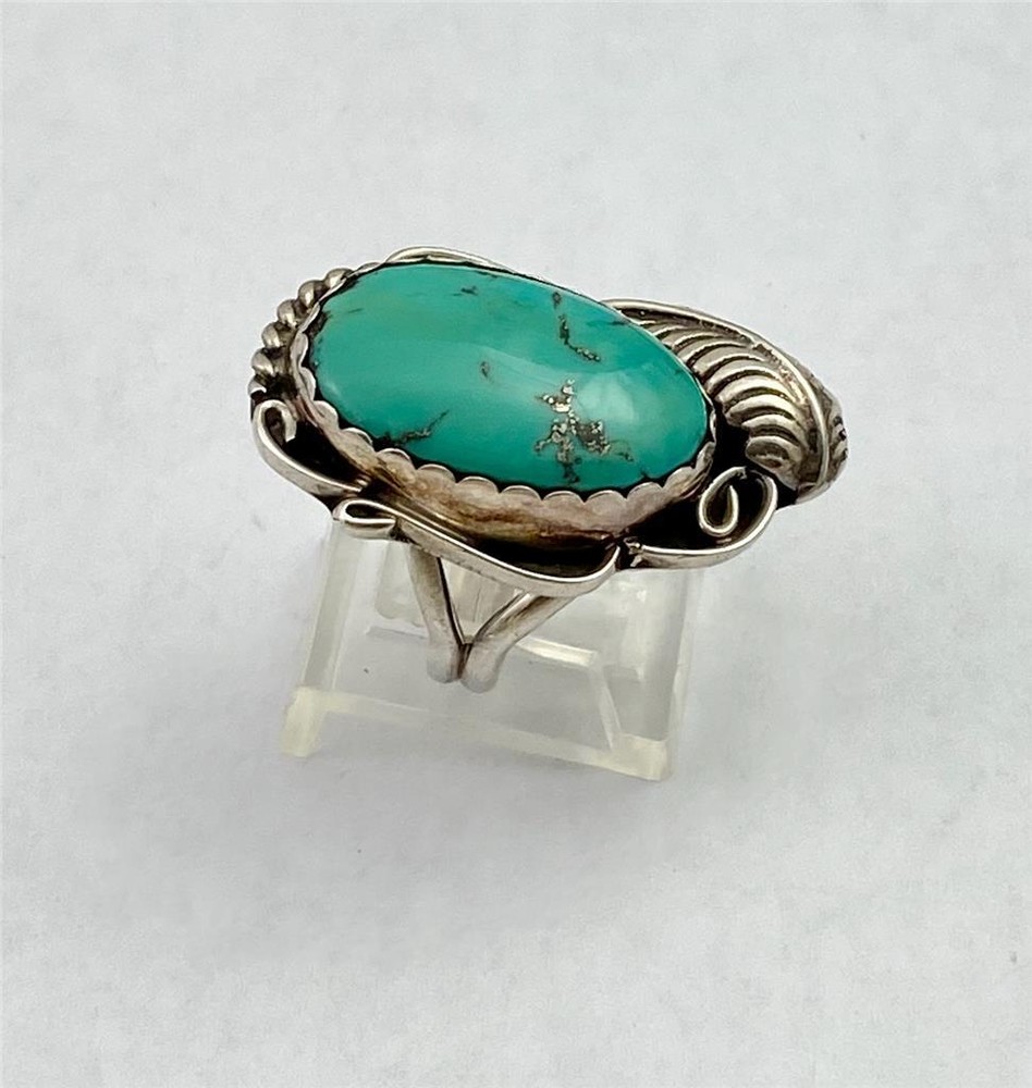 Tom Taylor Sterling Silver T T Feather Design & Turquoise Ring Size 8
