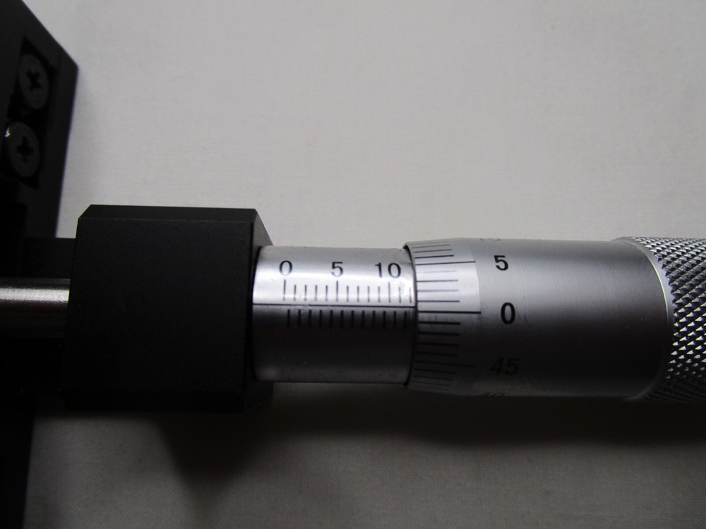 Single Axis Linear Manual Stage 80mmx80mmx20mm