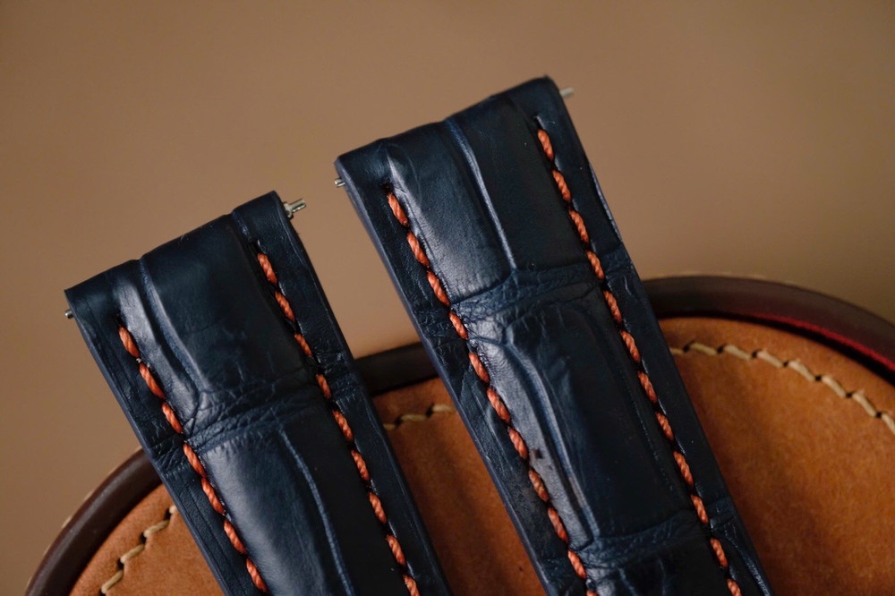 Handmade black Breitling strap orange stiching size 22-20 (can change size)