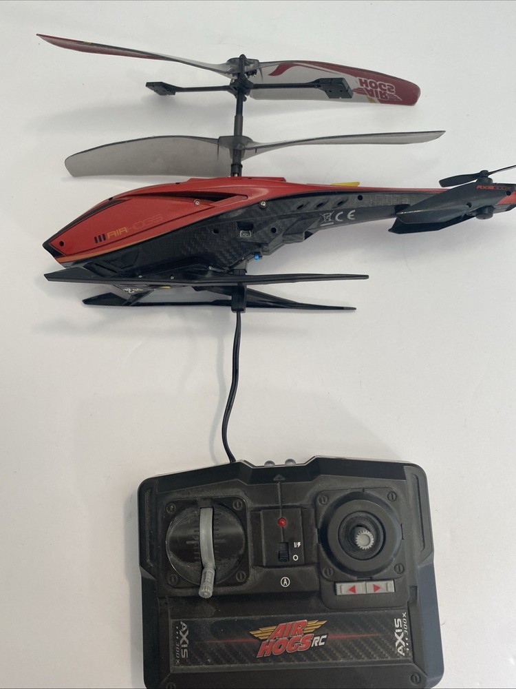 Spin Master Air Hogs Axis 300x RC Helicopter 3 And Remote. Read Description