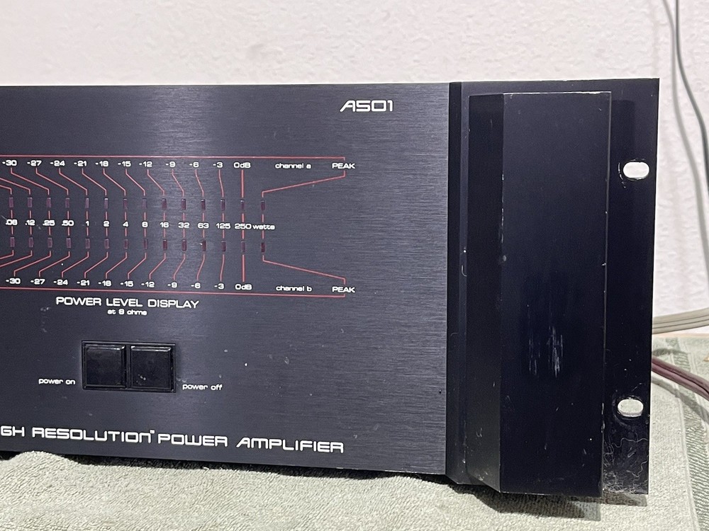 SAE A501 Stereo Amplifier