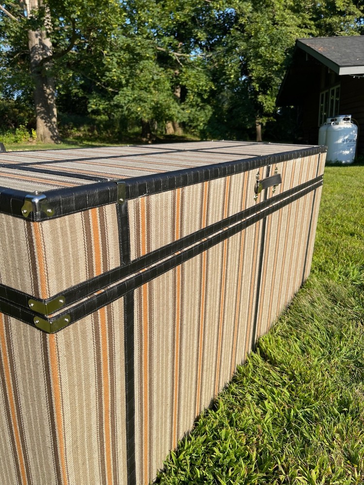 Handcrafted Custom Chest/Trunk IH DESIGN STUDIO