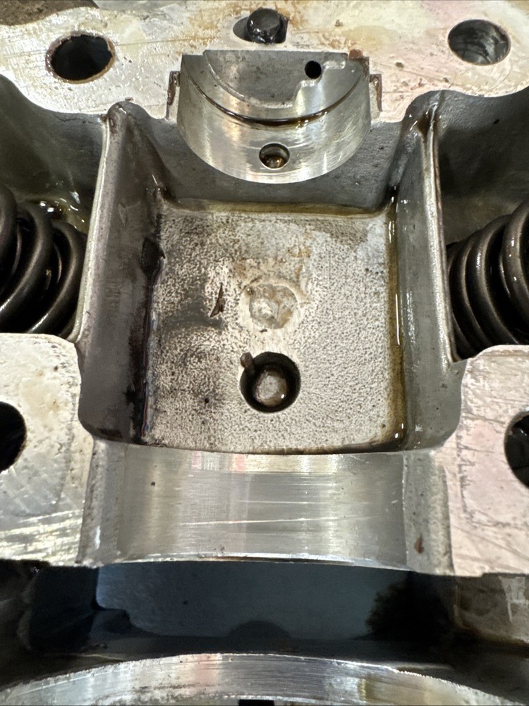 Honda Fourtrax 125 Cylinder Head 1987