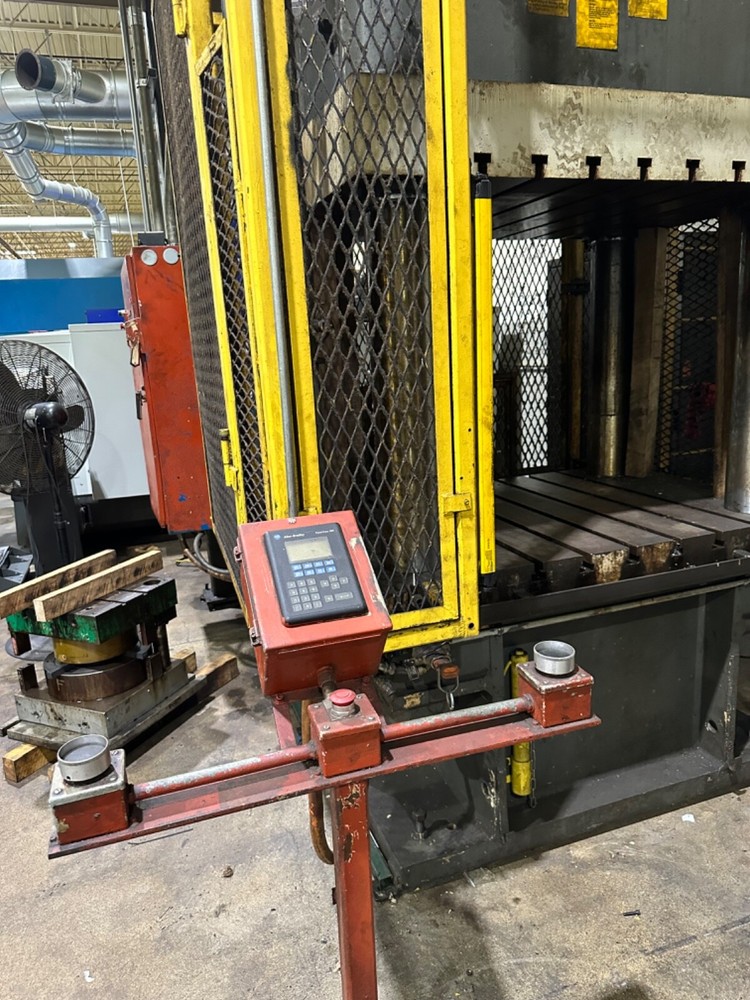 500 TON COMPRESSION MOLDING PRESS