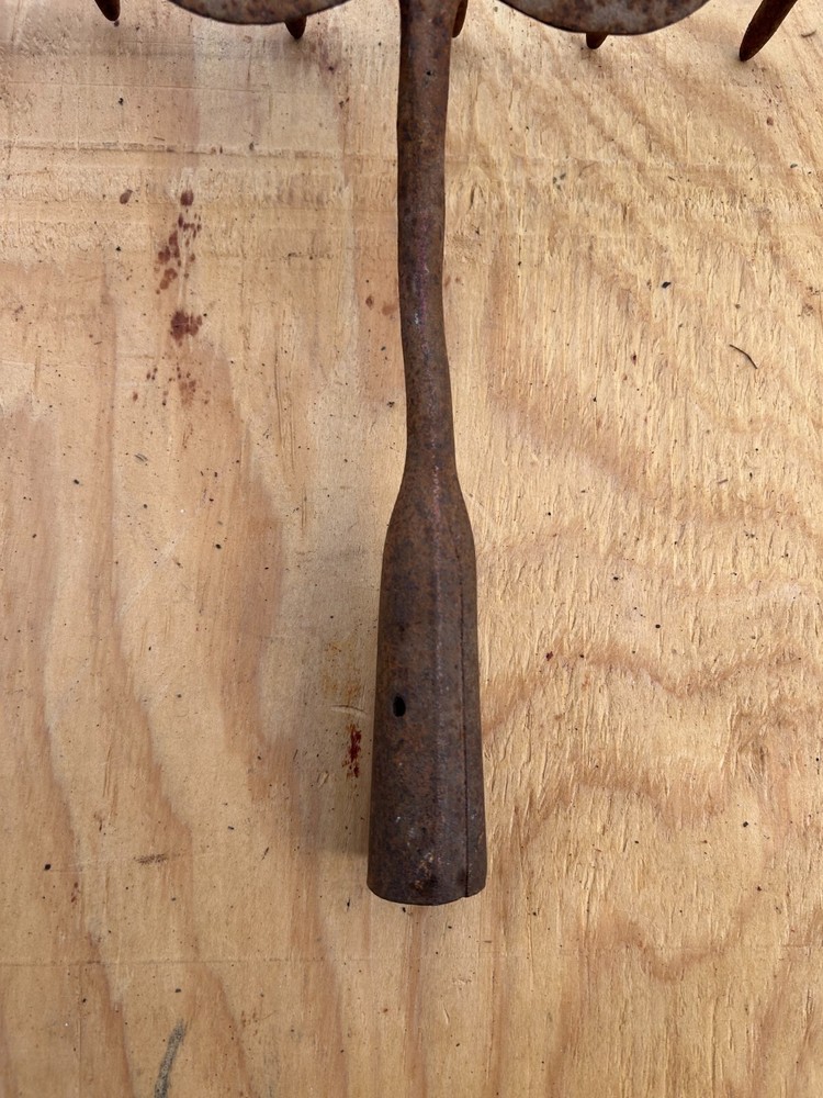 Rake Head Rusty Rustic no handle Original Vintage Primitive Metal