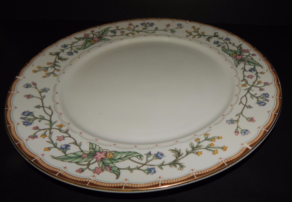 Farberware Wellesley 486 Pattern China White Multi-Color 12" Serving Platter