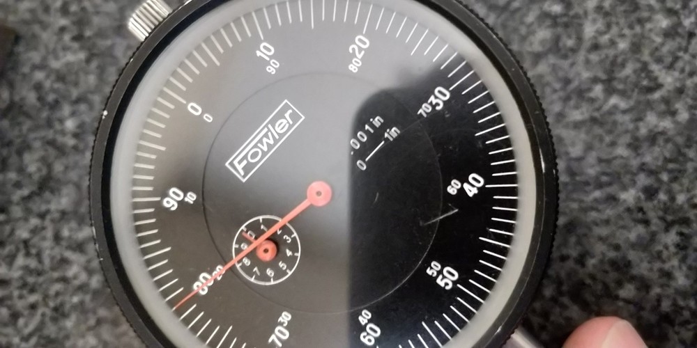 TESTED Dial Indicator: .001" range = 1" FOWLER