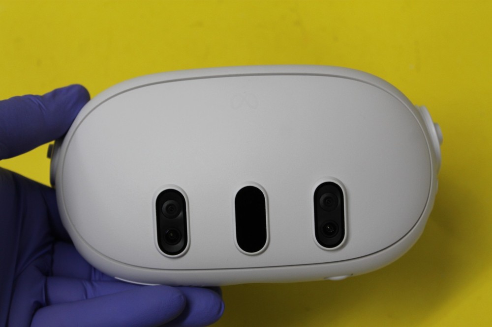 Meta Quest 3 512GB VR Headset Only (No Controllers) - GREAT SHAPE!