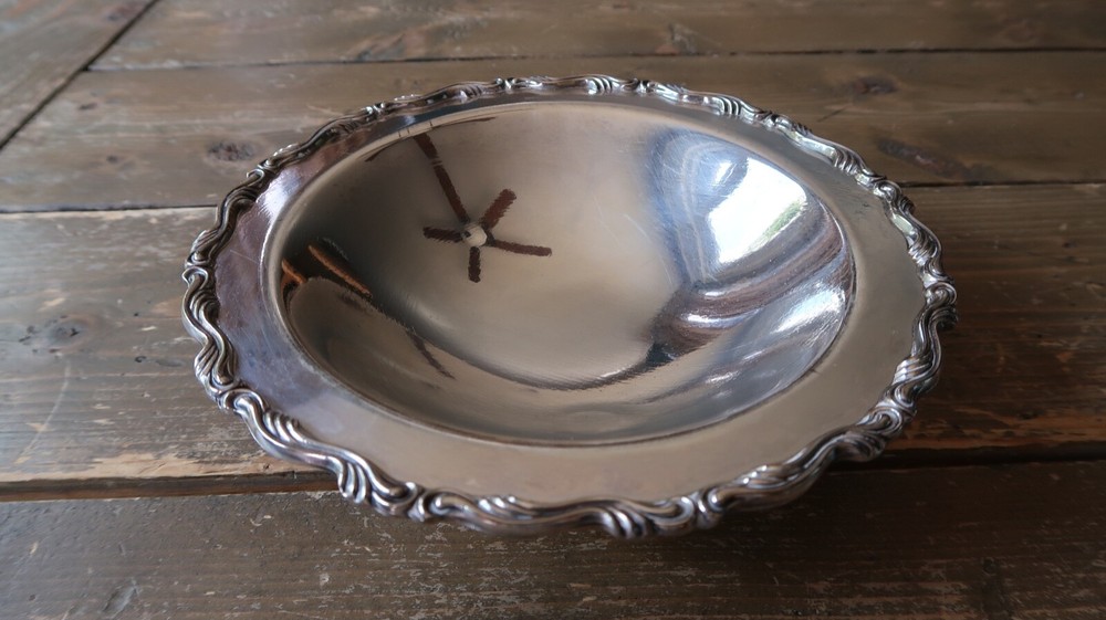 Vintage Oneida Silverplate Footed Bowl 7 5/8"