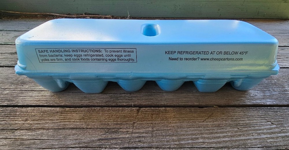 Styrofoam Bulk Egg Cartons (50 pack) Blue