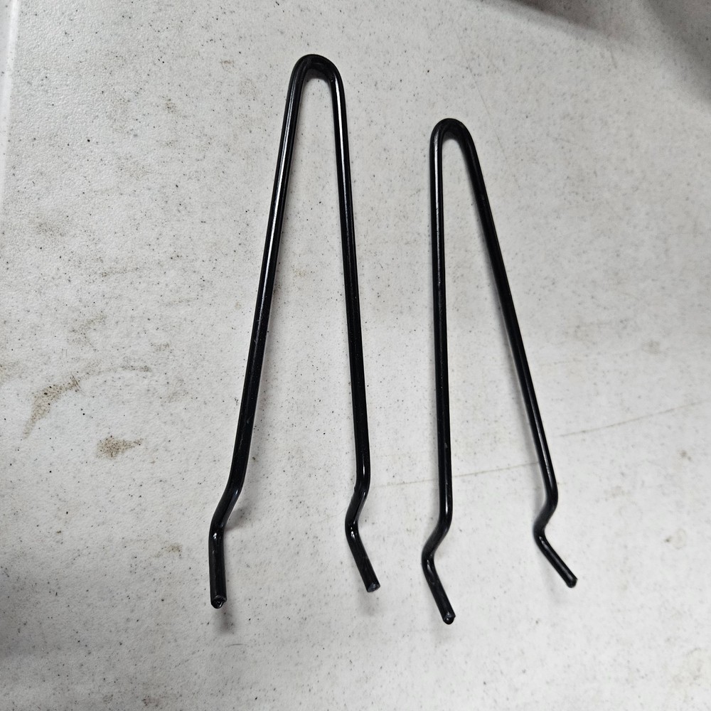Mole Trap setting tools - (36) 18 pairs of mole setting tools - reay to use