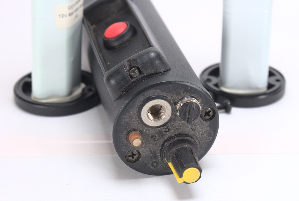 Untested Tri Tronics Classic 70 Transmitter - Parts & Repair