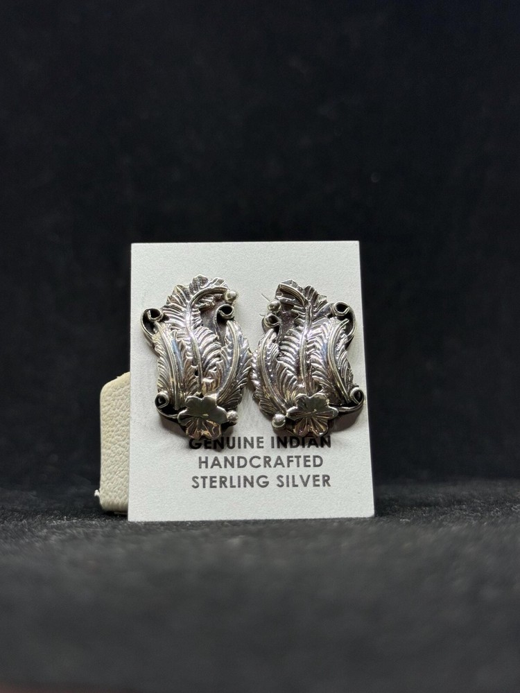 Handmade Native American Navajo Plain Sterling Silver post Feather Earrings