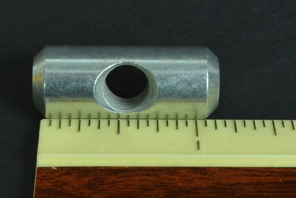 Clarke Nilfisk Advance L08601509 Pin Squeegee Support