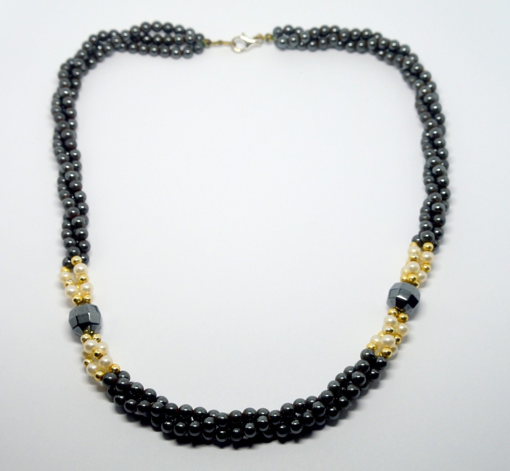 NATURAL BLACK HEMATITE & WHITE PEARLS NECKLACE