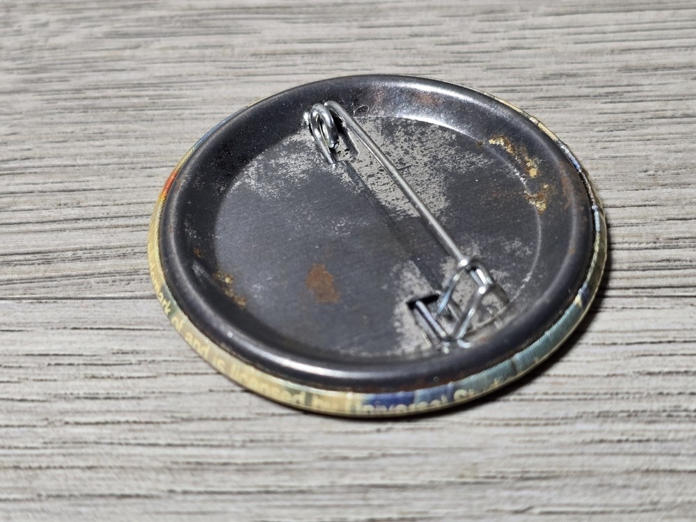 1980 Magnum PI 1.75" Pinback Button Tom Selleck Universal Studios