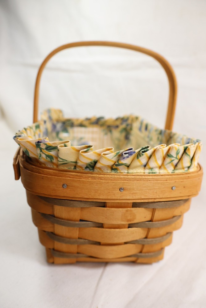 Longabrger Rectangle Basket with handle 10" wide w/ cloth & plastic liners
