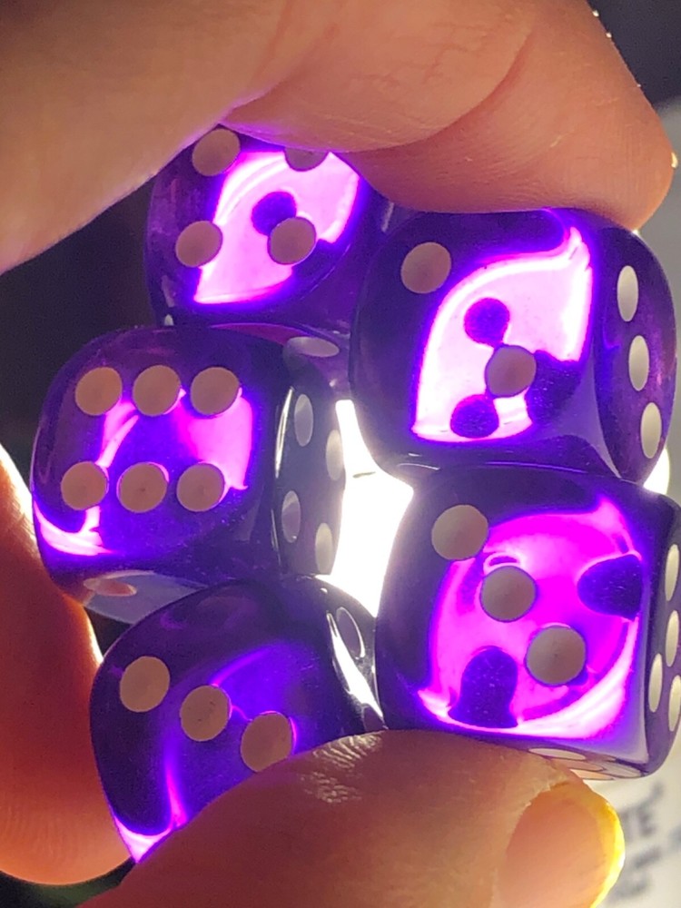 Purple translucent rounded corner 5 dice 5/8" set 090623@