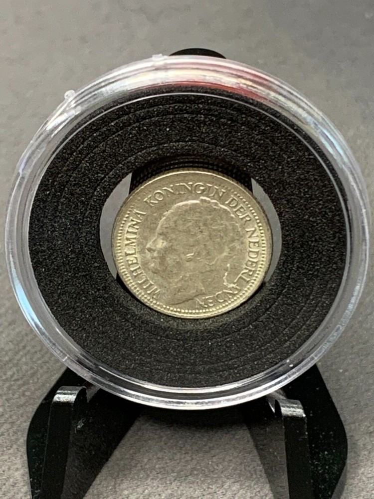 1941 Netherlands Silver 10 Cents- Nice Luster 