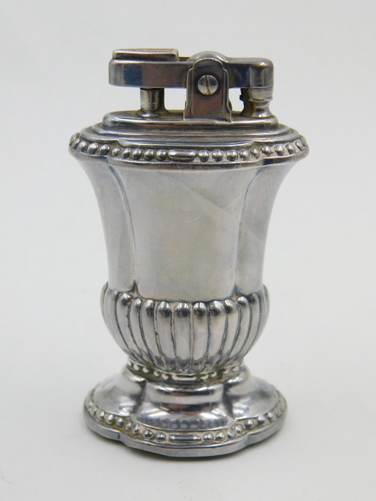 Vintage Silver Plated Ronson "Mayfair" Table Lighter