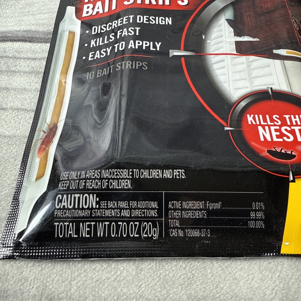 (2)Combat Roach Killing Bait Strips Kills Nest Large/Small Roaches 10 Strips Eac