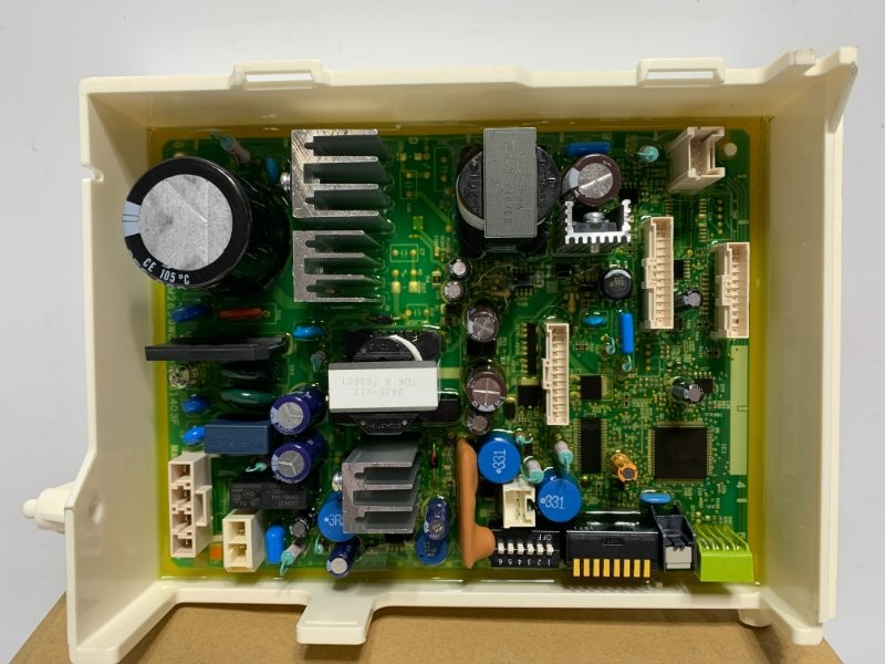 Rinnai REU-VA2024WD-US Tankless Water Heater 150,000 BTU/h