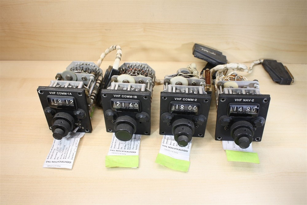 Lot of (4) Unknown NAV COMM Control Heads (Gables?)