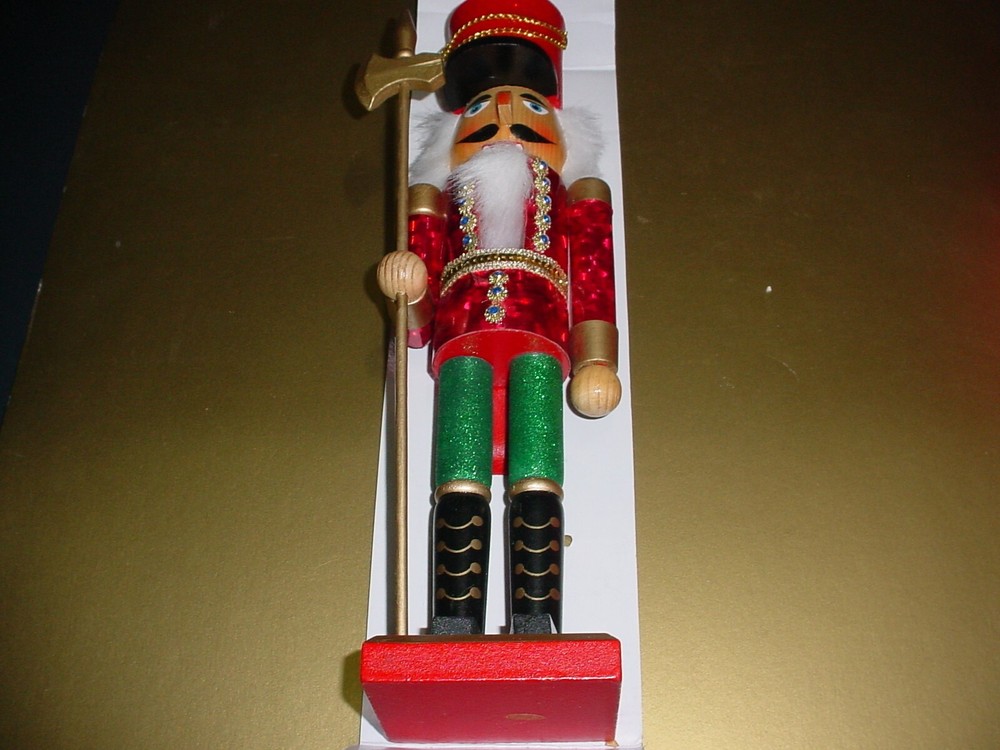 Deluxe Wooden Nutcracker Yule Rite 15"